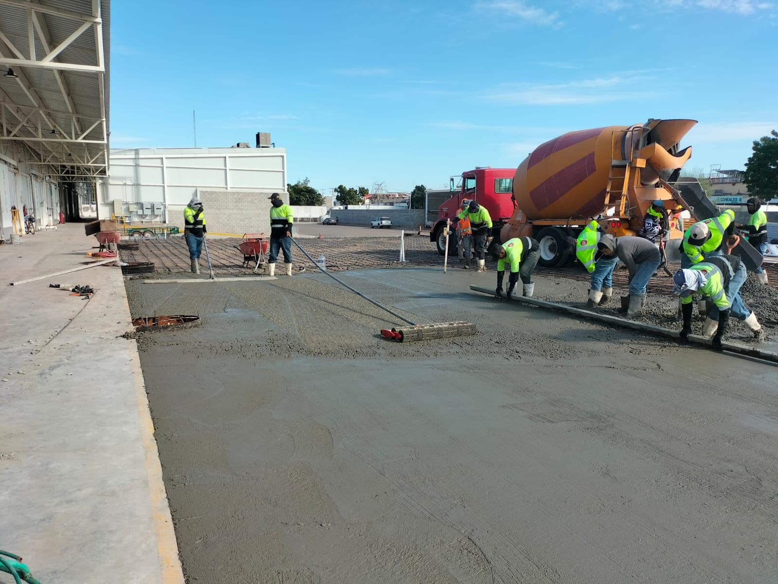 Colado de losa con revolvedora