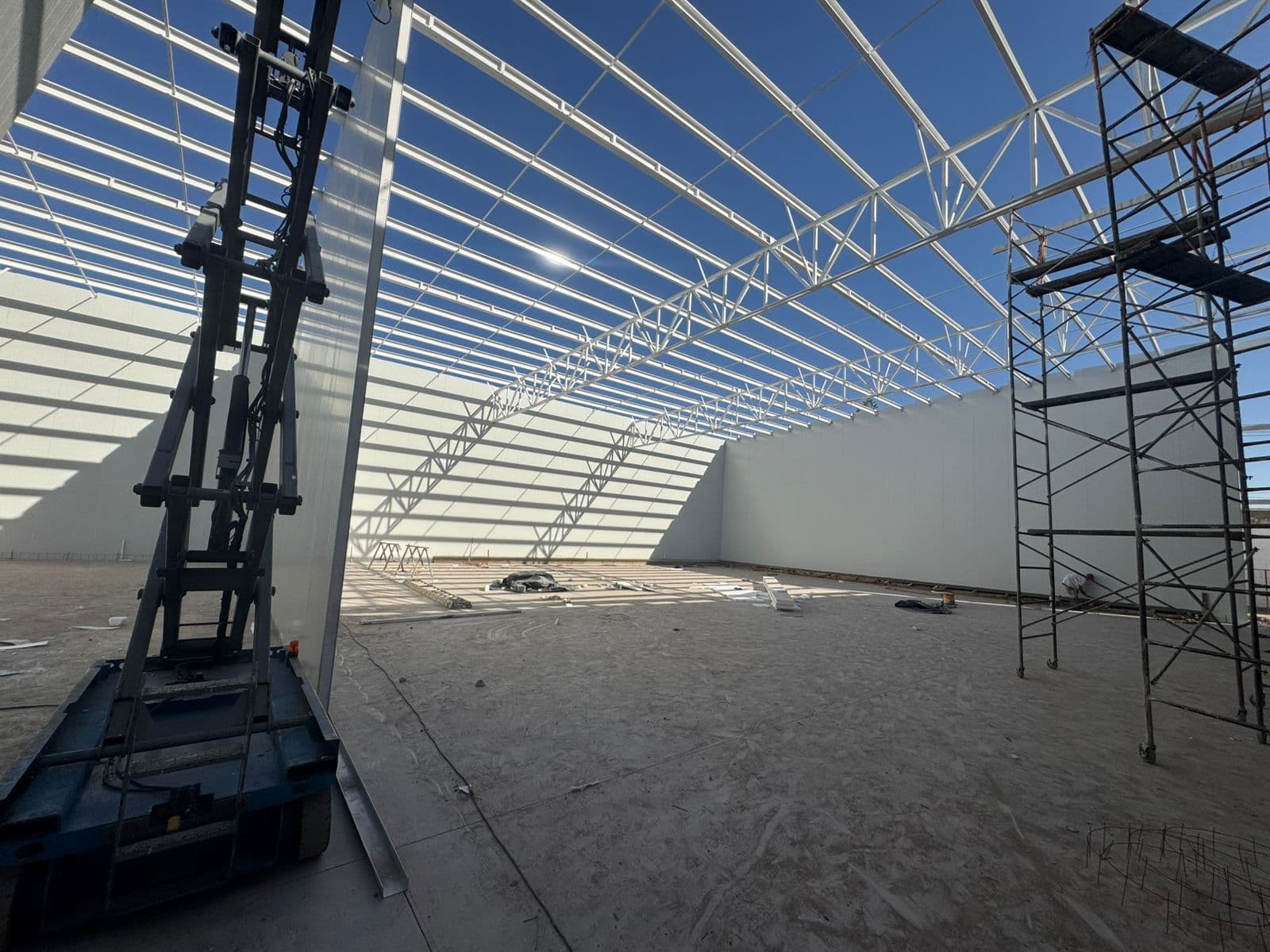 Nave industrial terminada